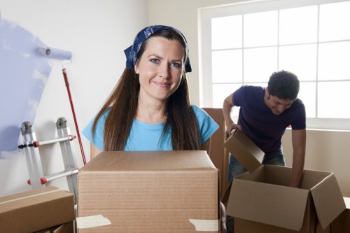 A local packing service with sturdy boxes and protective materials for Balham customers