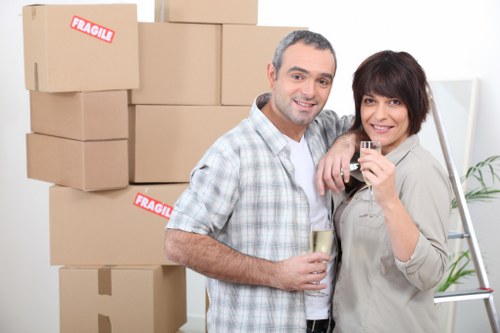 Balham moving van for flats and residential properties